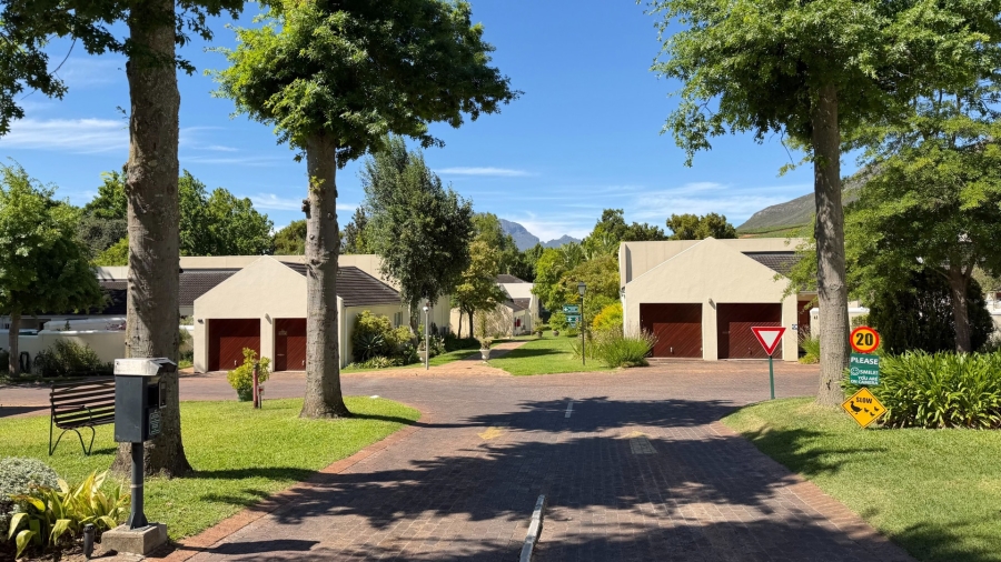 3 Bedroom Property for Sale in Paradyskloof Western Cape